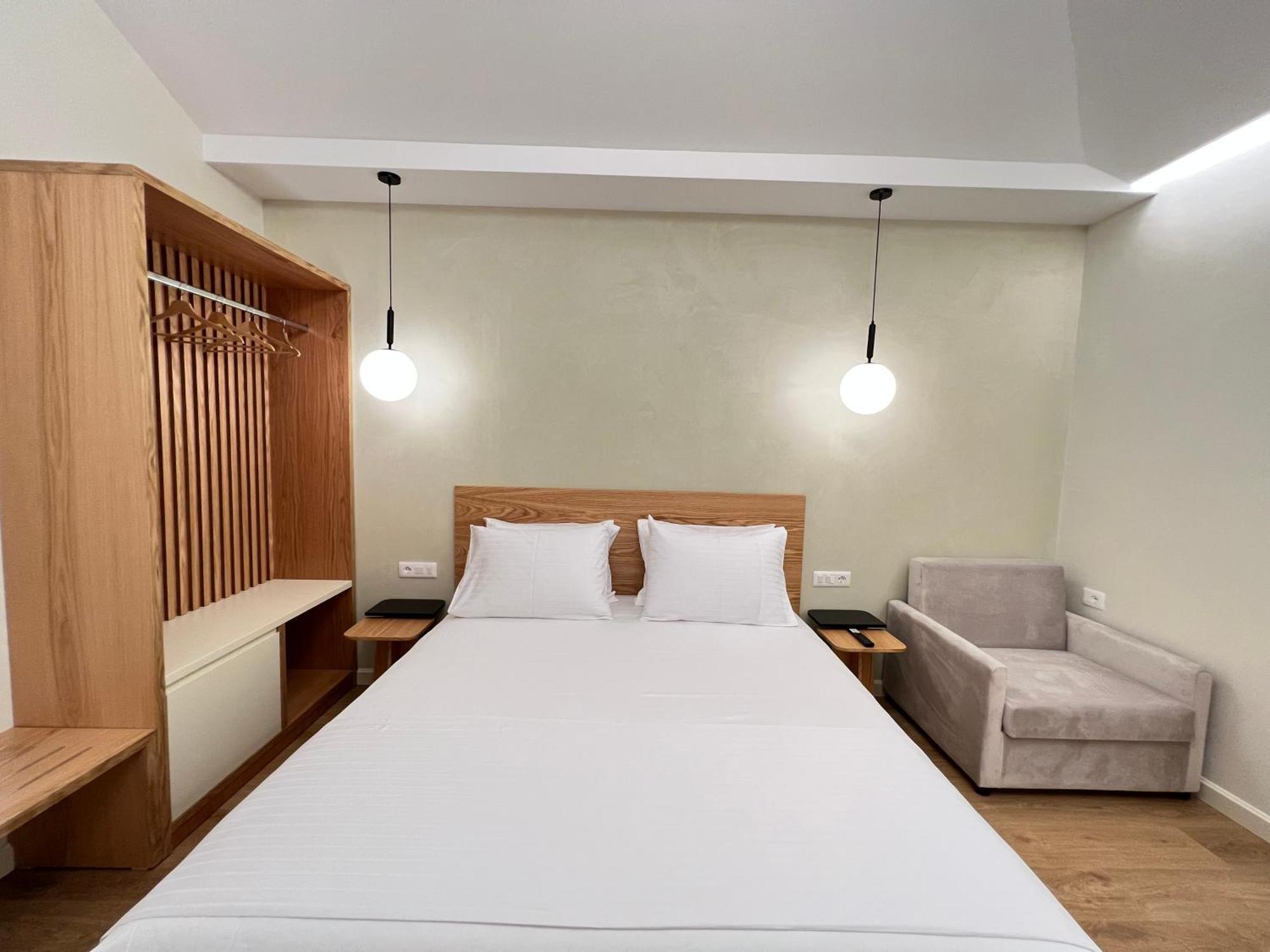 Elpis Guest House Himare Luaran gambar
